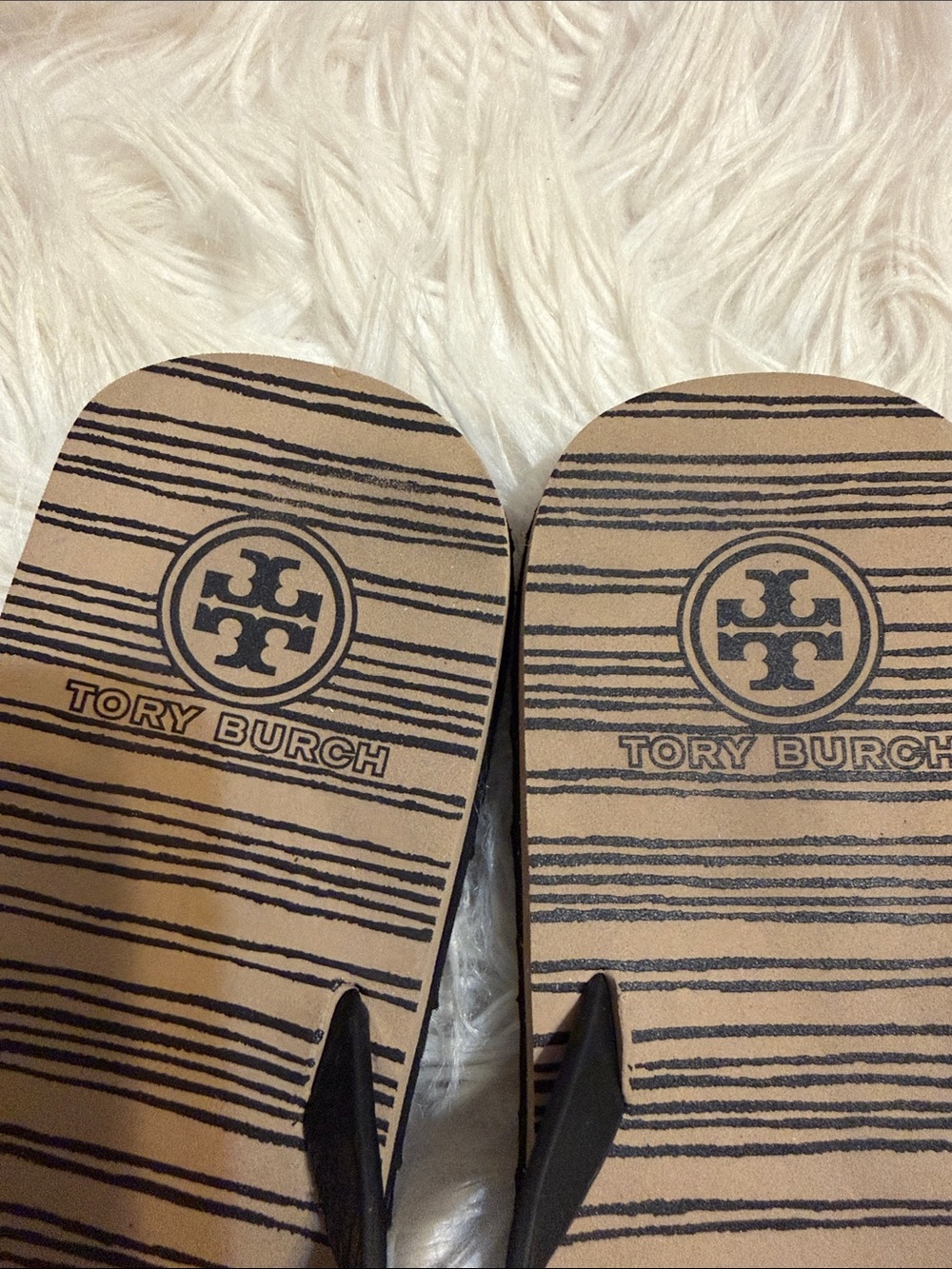 Tory Burch Black Striped Footbed Flip Flop Sandals with Gold Accents Sz 9 - Picture 6 of 14